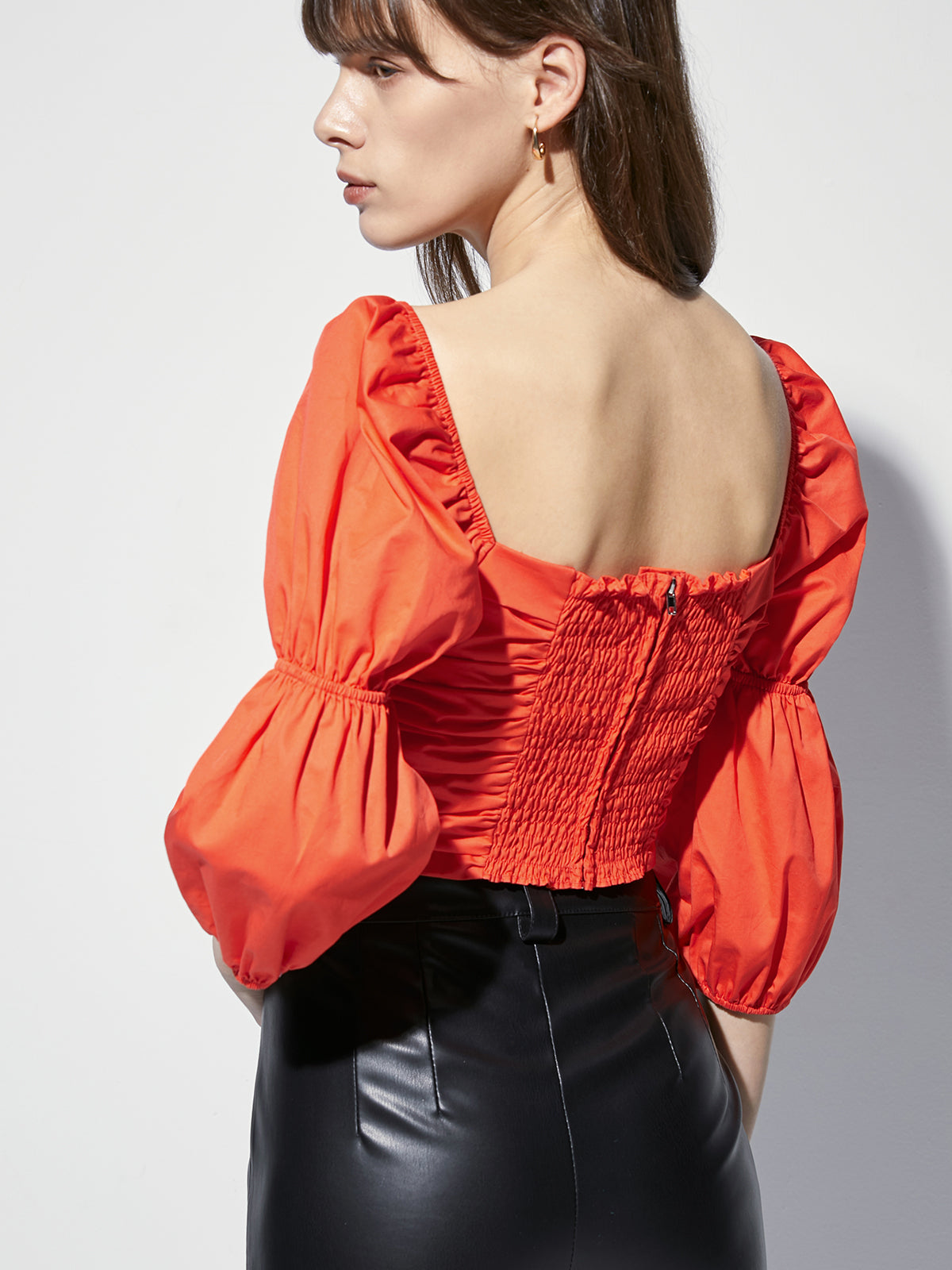 Square Neck Ruche Quarter Puff Sleeve Top