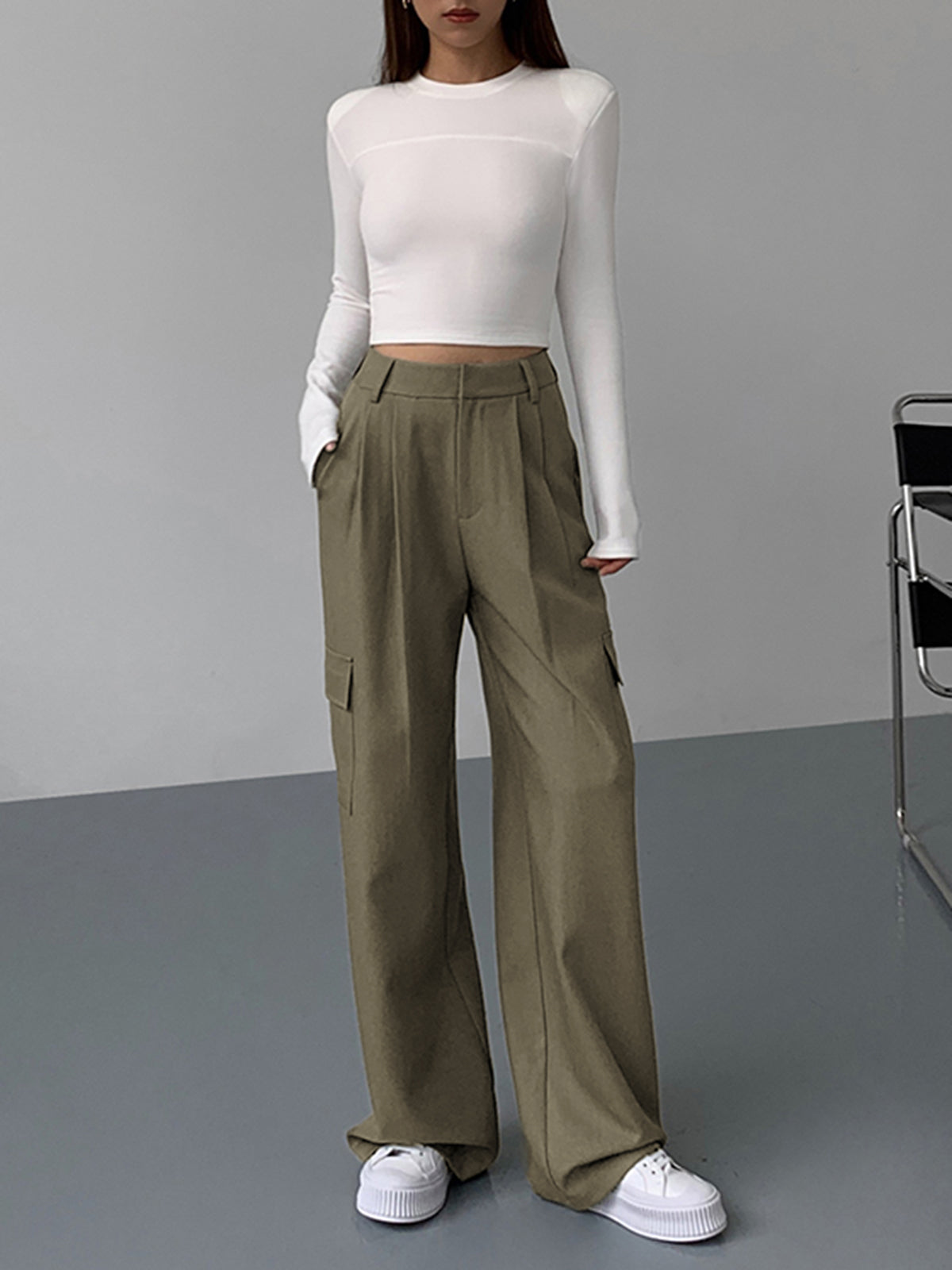 Leisure Pockets Pleated Wide Leg Pants