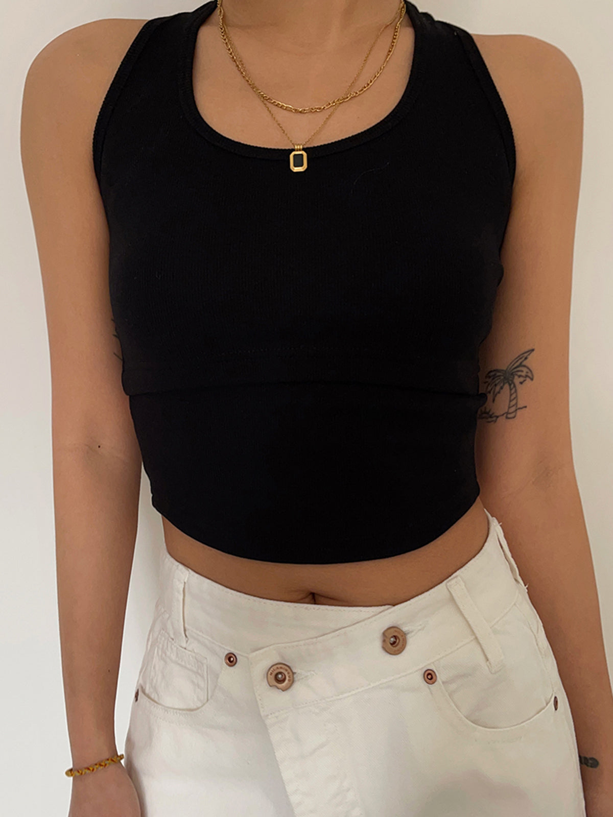 Back Cutout Crop Tank Top