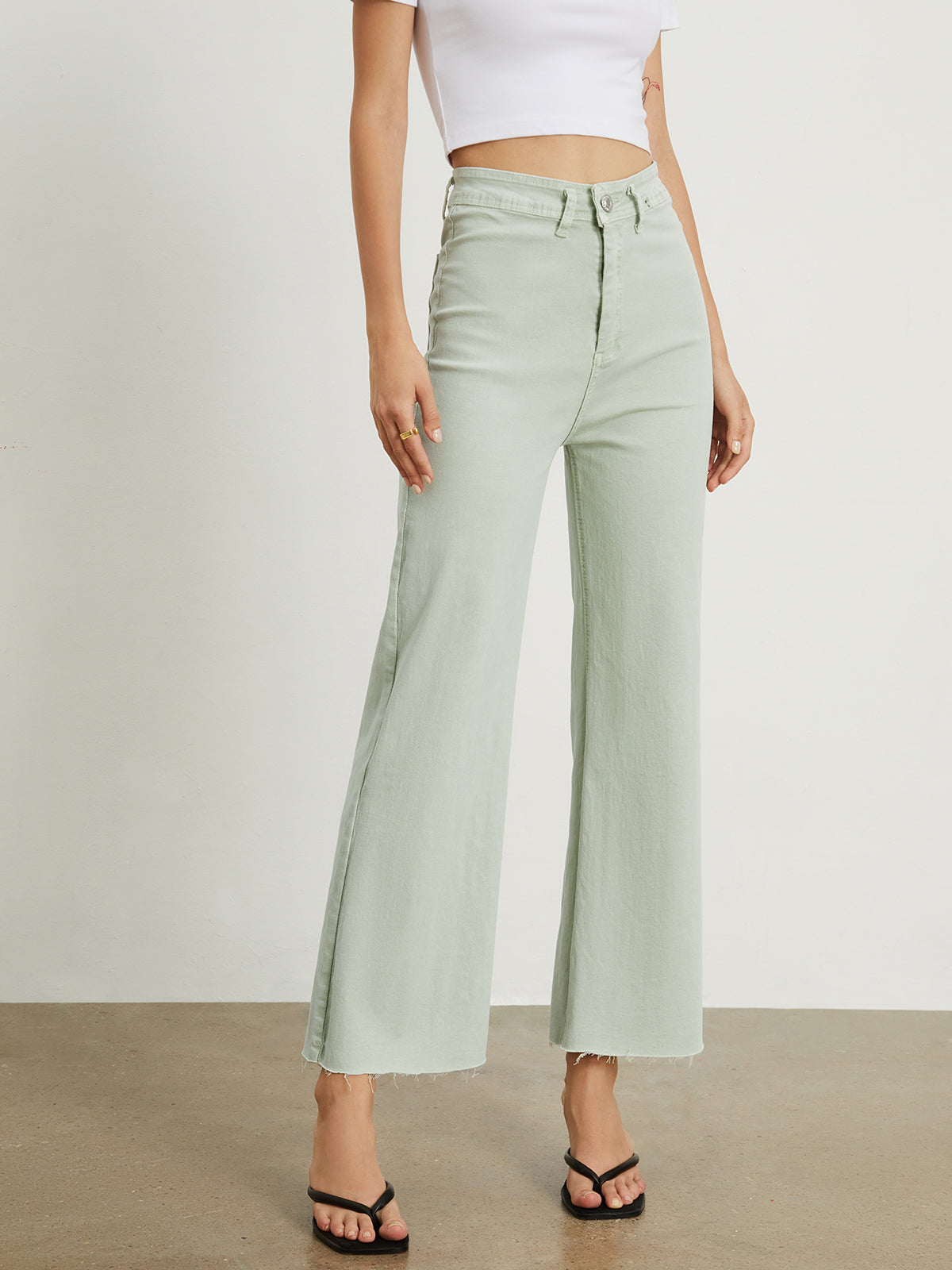 Utility Cropped Jeans