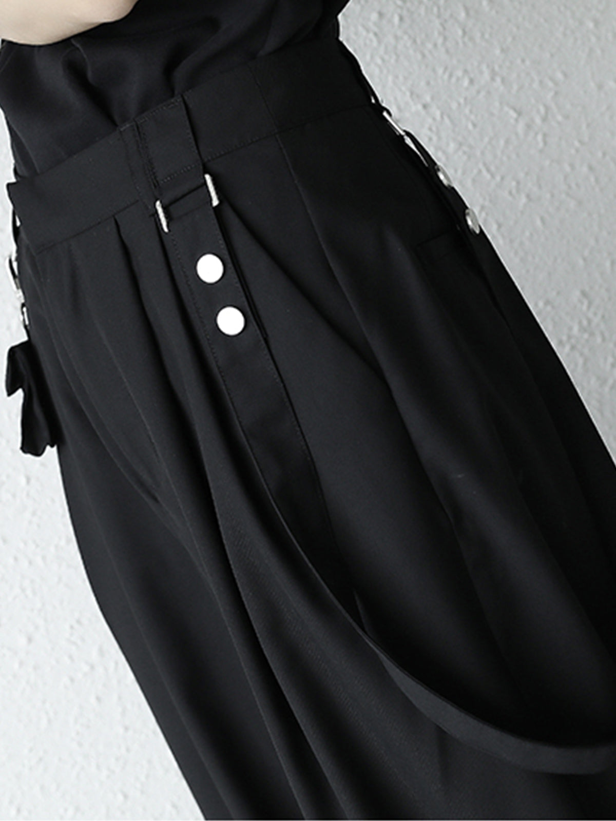 Bag Decor Belted Wide Leg Pants