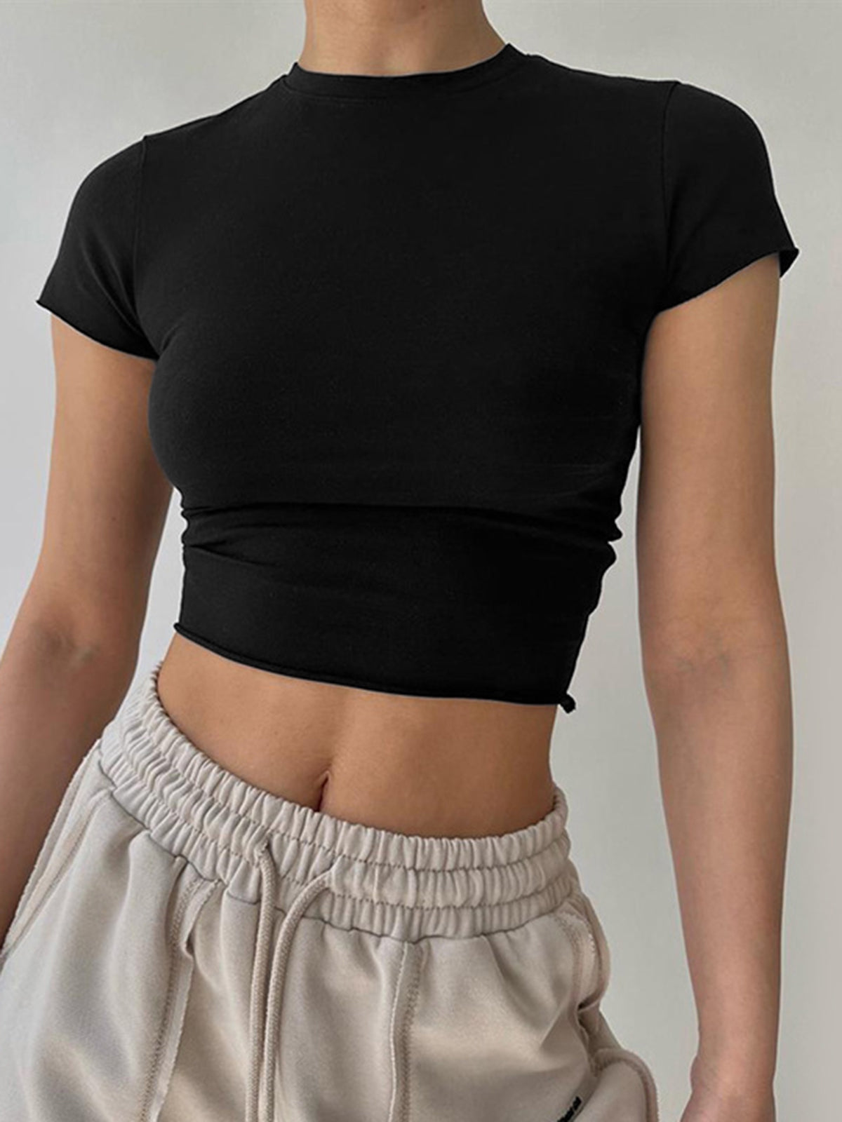 Everyday Crew Neck Crop Top