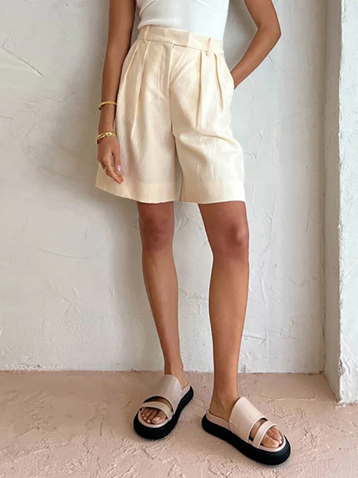 Miminalist Cotton Linen Two Piece Shorts Set